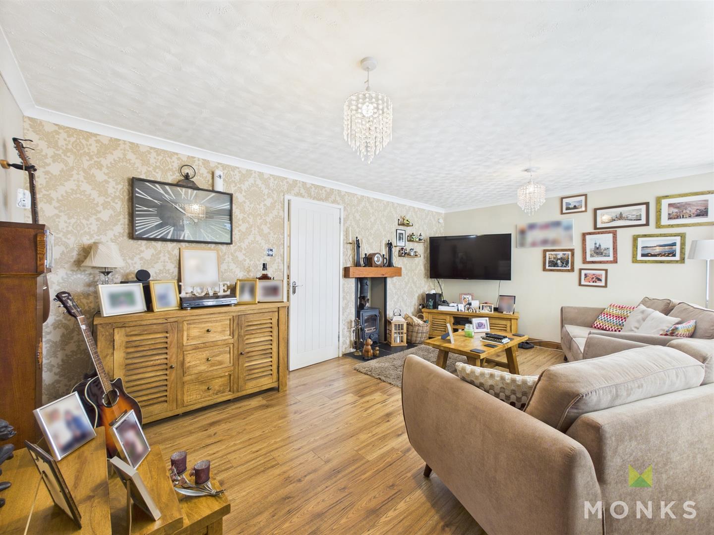 26 Bainbridge Green, Shrewsbury, SY1 3QS SSTC